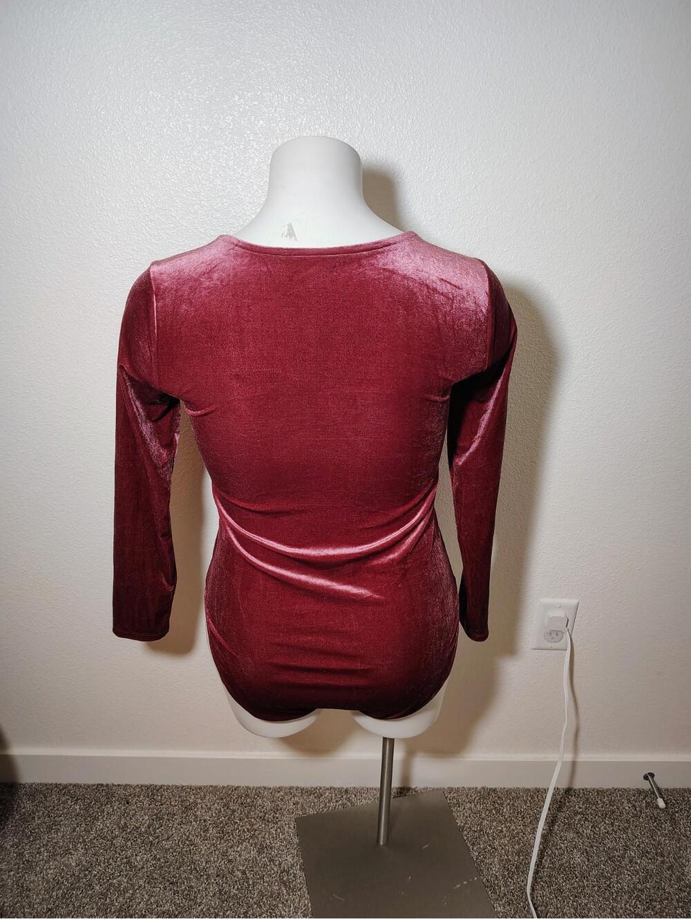 XL Velvet Pink Bodysuit One piece Long Sleve Old Navy Square neck - Picture 2 of 8
